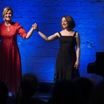 Piano au Prieuré avec Julie Gayet