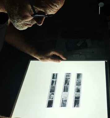Visite commentée des œuvres du photographe Romain Chatton